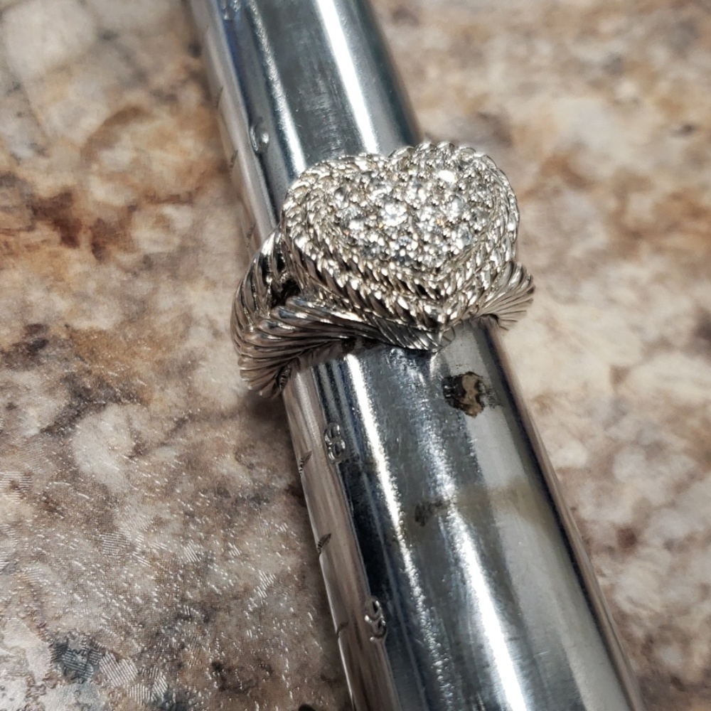 Judith Ripka heart Ring
